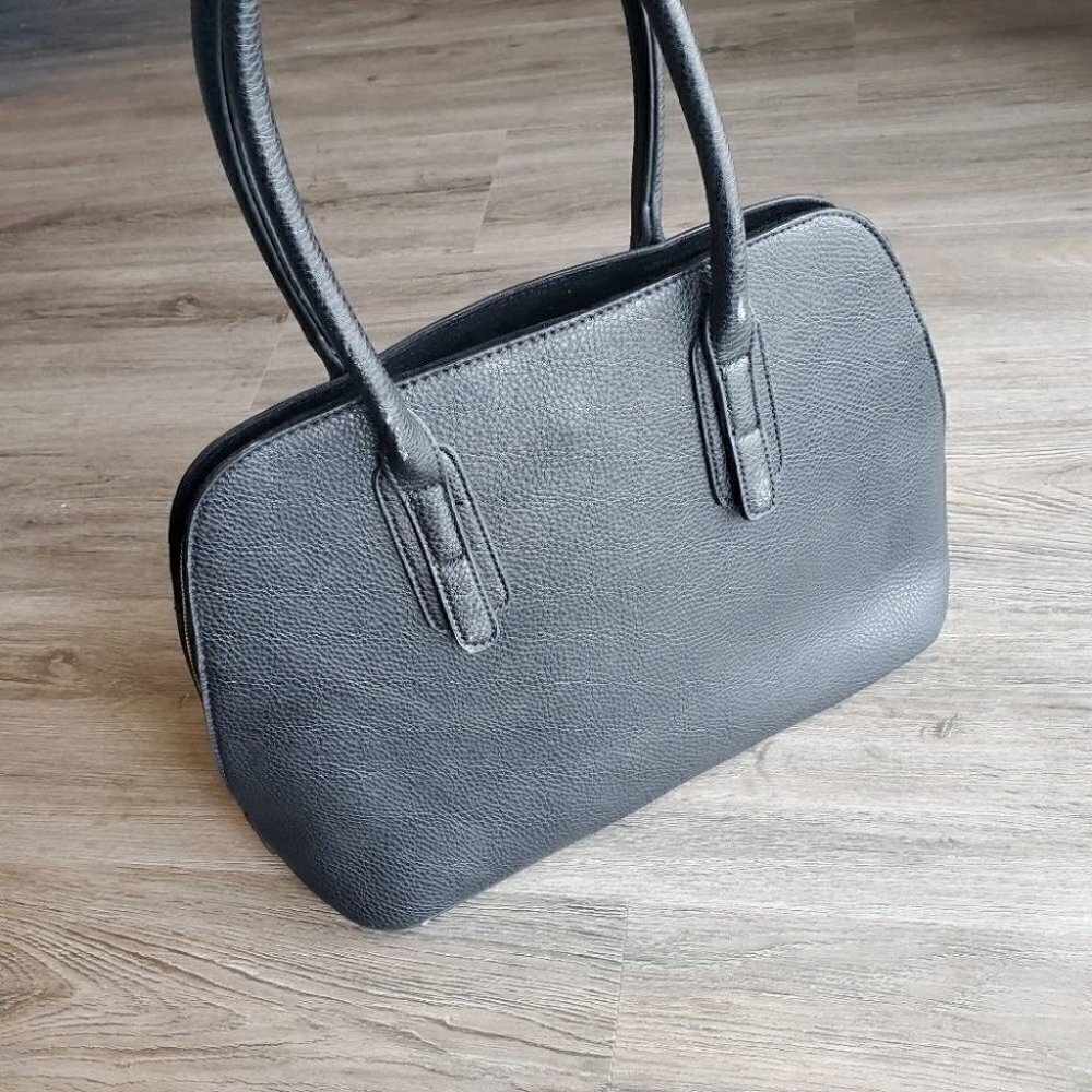 Purse - Picture 3 of 8